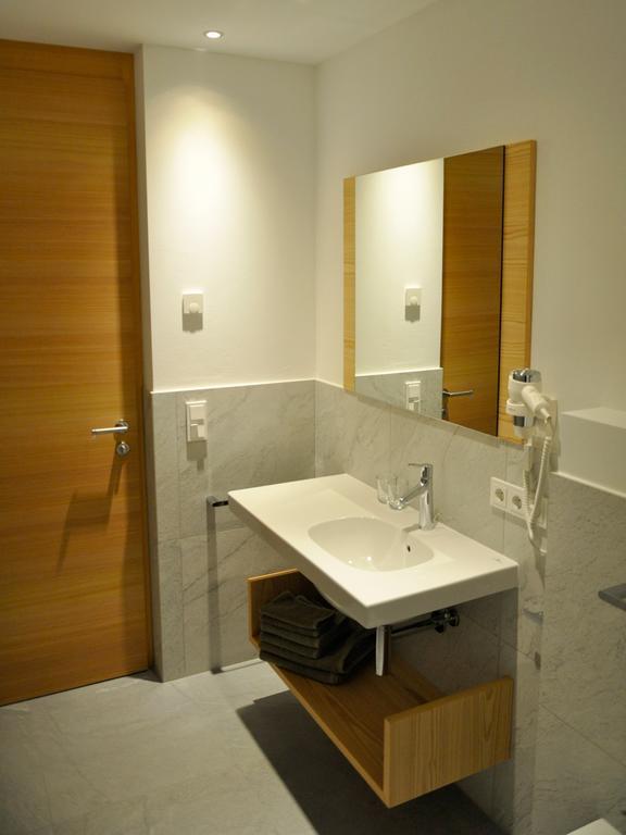 Apartments Frieda Olang ภายนอก รูปภาพ
