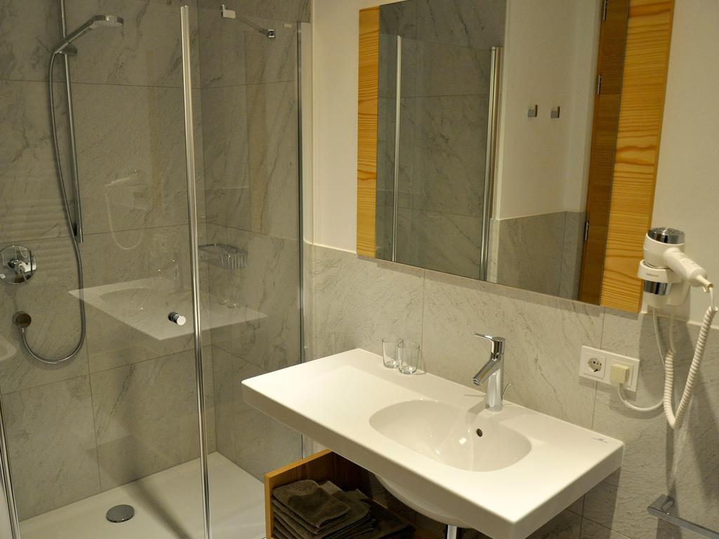 Apartments Frieda Olang ภายนอก รูปภาพ