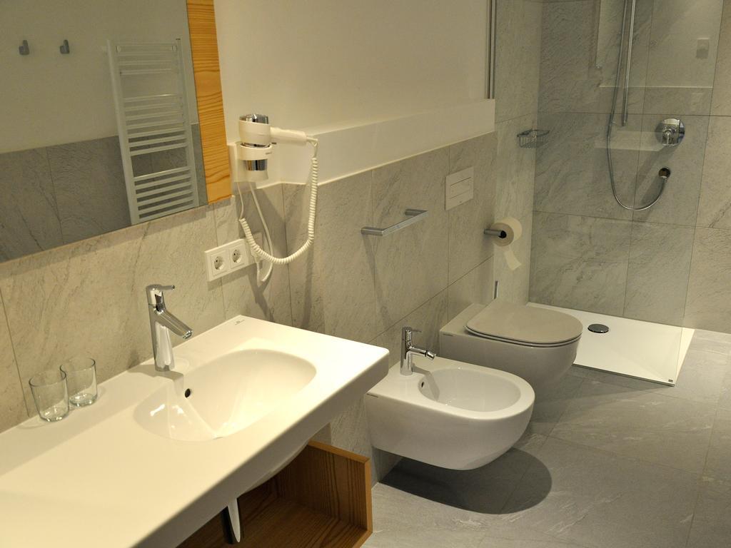Apartments Frieda Olang ภายนอก รูปภาพ