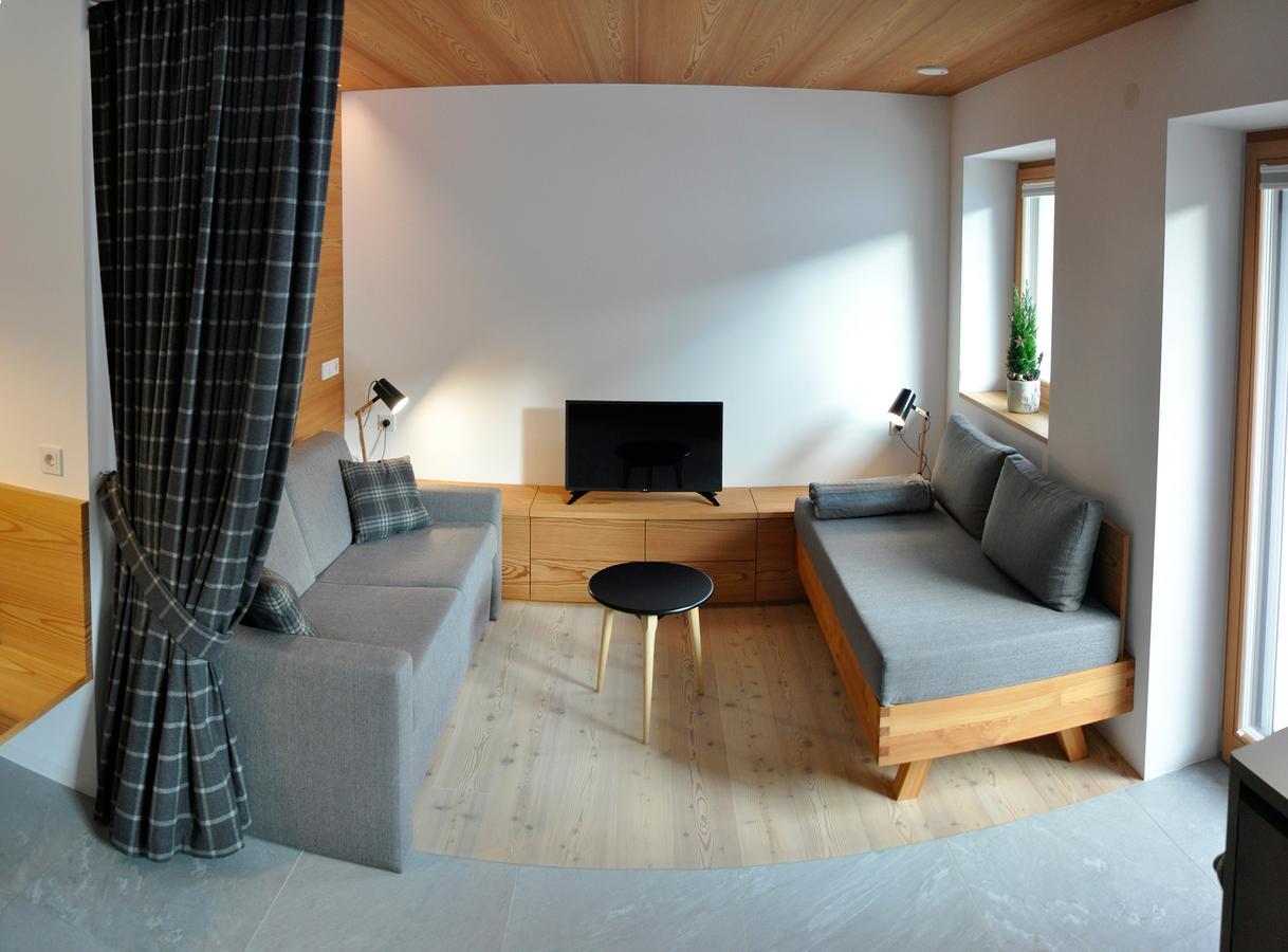 Apartments Frieda Olang ภายนอก รูปภาพ